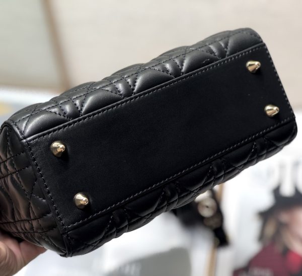 Replica Dior Lady Bag Black Patent Cannage M0565Owcb_M900 - Image 3