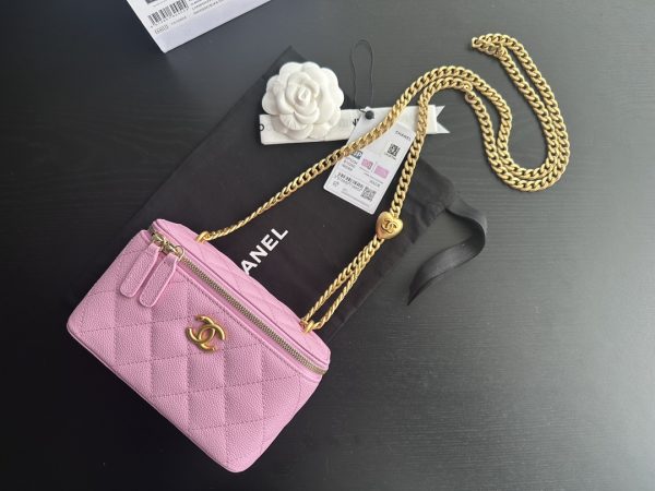 Replica Chanel Pink Vanity Case – Style & Elegance - Image 2