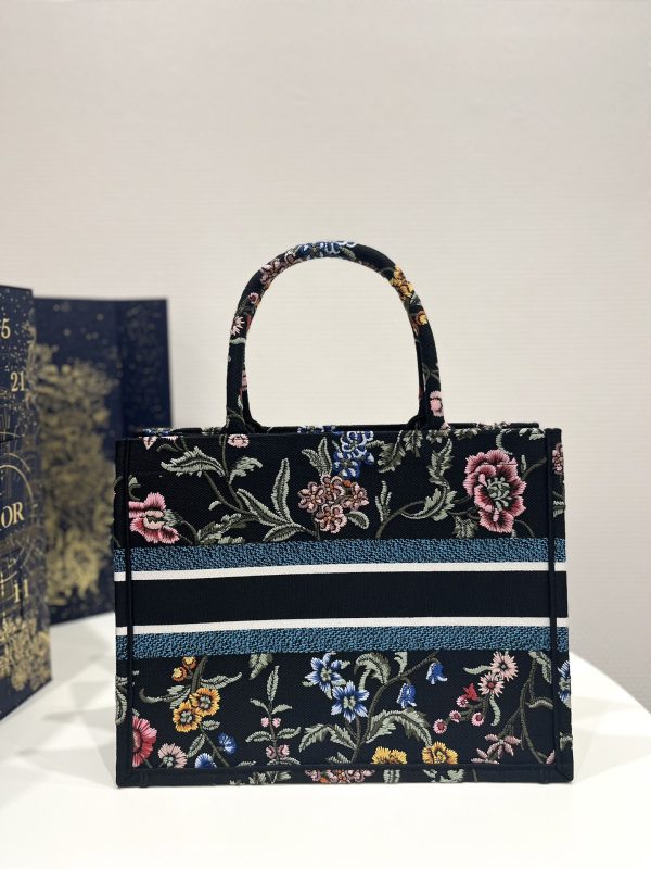 Replica Dior Book Tote Medium Black Multicolor Dior Petites Fleurs - Image 7