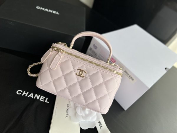 Pink Replica Chanel 22 Bag Ap2199 – Chic & Stylish