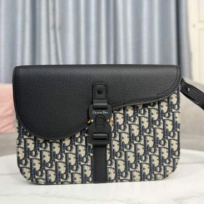 Replica Dior Saddle A5 Pouch – Stylish & Compact Design