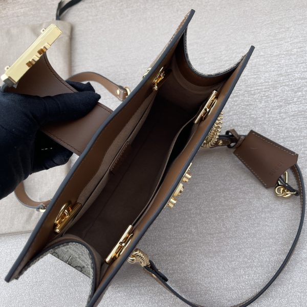 Replica Gucci Padlock GG Shoulder Bag – Stylish & Compact - Image 3
