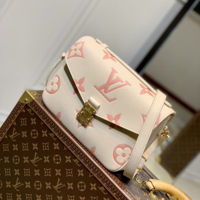 Louis Vuitton Pochette Metis Replica M45573 Handbag