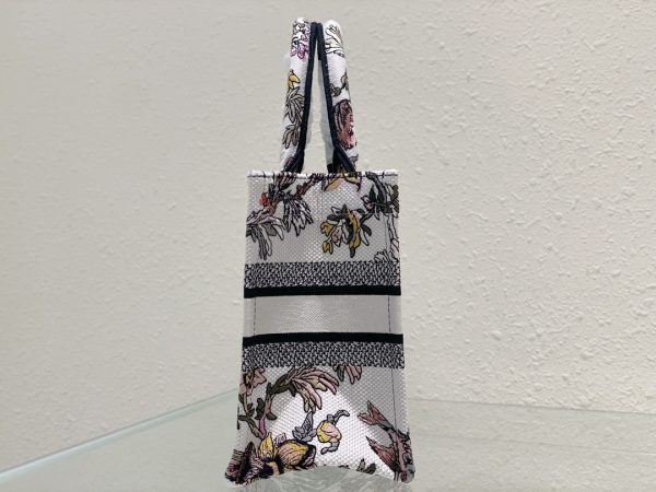 Dior Book Tote Replica - White Jardin Botanique Embroidery - Image 9