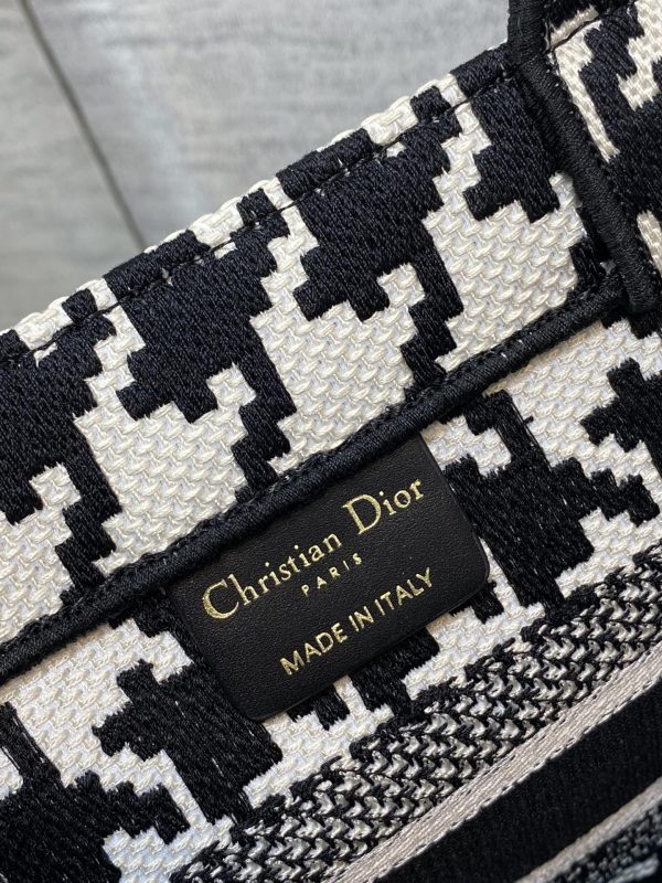 Replica Dior Book Tote - Black Houndstooth Embroidery M1296Ztqt_M911 - Image 2