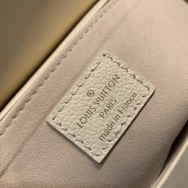 Replica LV Favorite MM Crossbody Handbag M46393 - Image 2