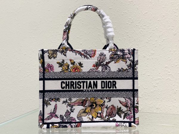 Dior Book Tote Replica - White Jardin Botanique Embroidery