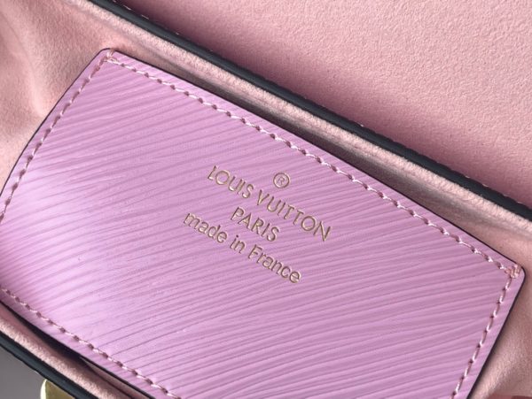 Replica LV Twist MM M59405 Handbag – Elegant & Luxurious - Image 2
