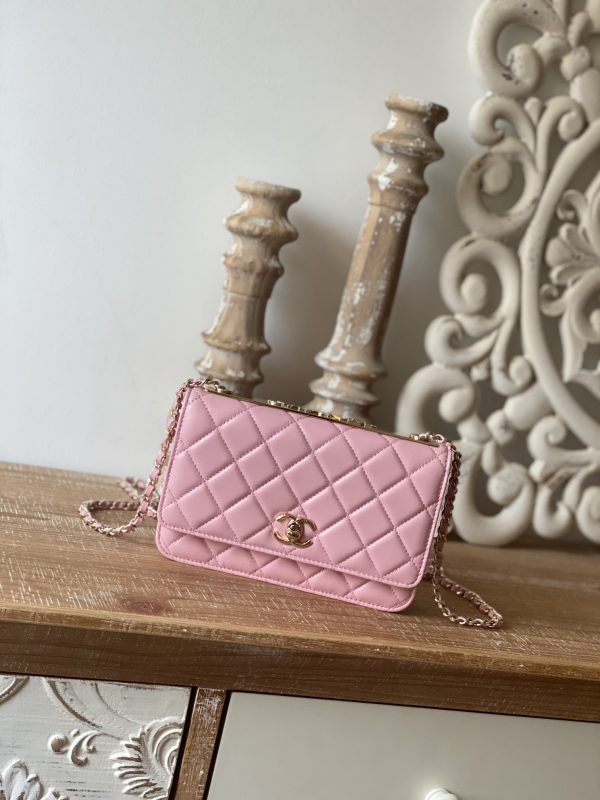 Replica Chanel Pink Wallet On Chain Ap1450 - Chic & Trendy