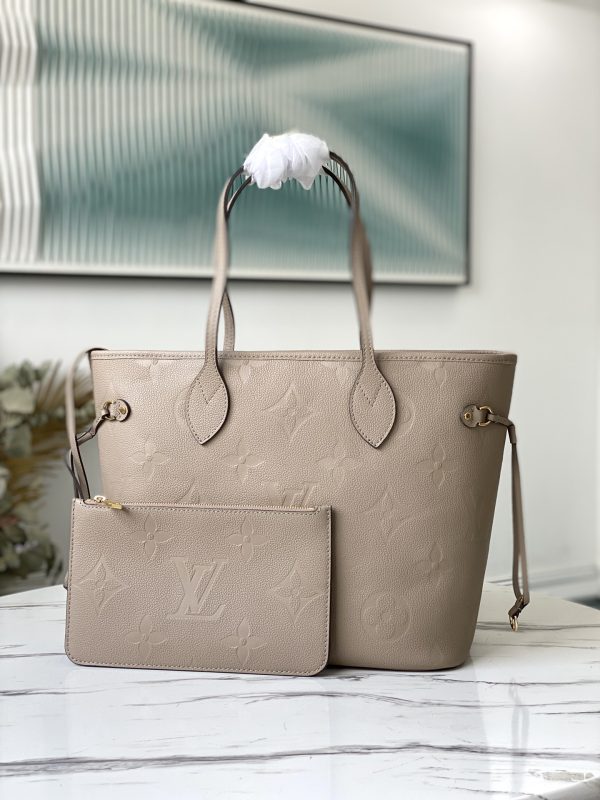 Replica Louis Vuitton Neverfull MM M45686 Handbag - Image 2