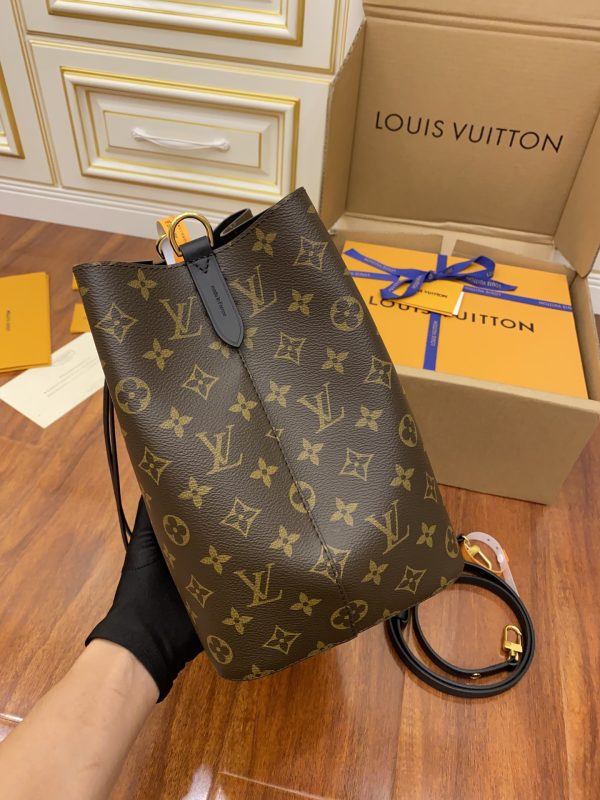Replica Louis Vuitton NeoNoé MM M44020 Bag - Image 8
