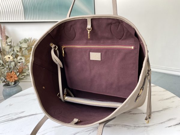 Replica Louis Vuitton Neverfull MM M45686 Handbag - Image 3