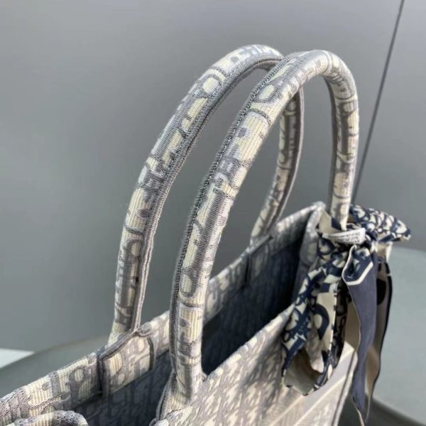 Replica Dior Book Tote Medium Gray Oblique Embroidery M1296Zriw - Image 3