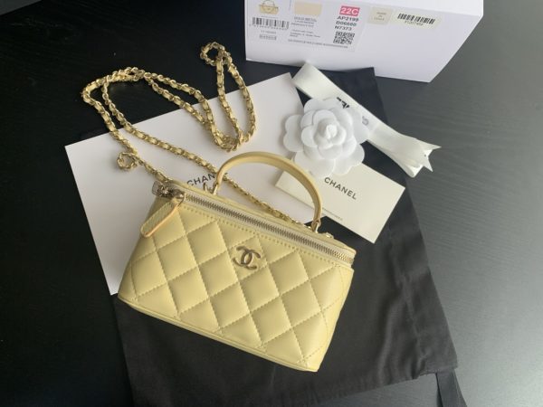 Chanel 22 Yellow Replica Handbag Ap2199 - Image 8