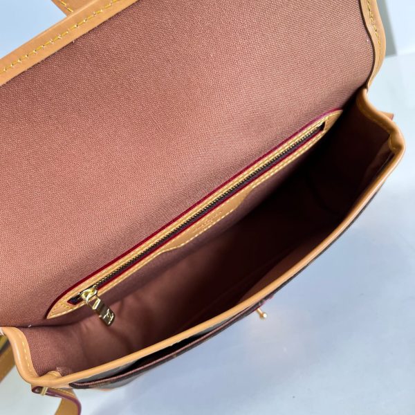 Replica LV Gibeciere PM Shoulder Bag M42248 - Luxury Style - Image 3