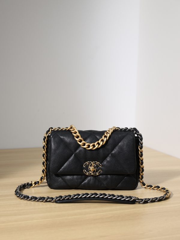 Replica Chanel CF 19 Black Handbag – Timeless Elegance