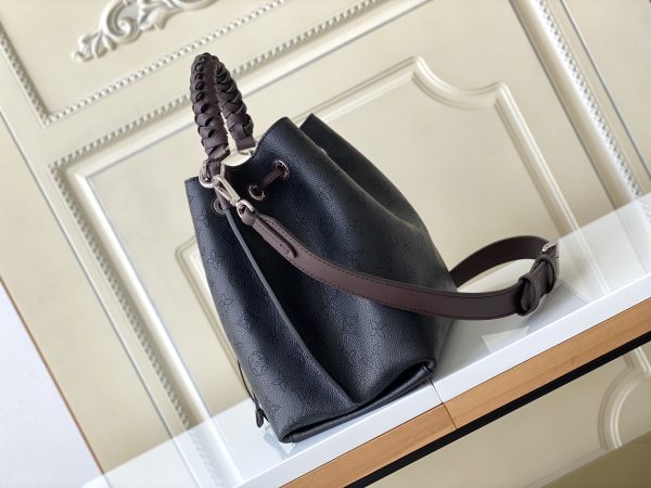 Replica Louis Vuitton Muria M55800 Handbag – Stylish & Affordable - Image 7