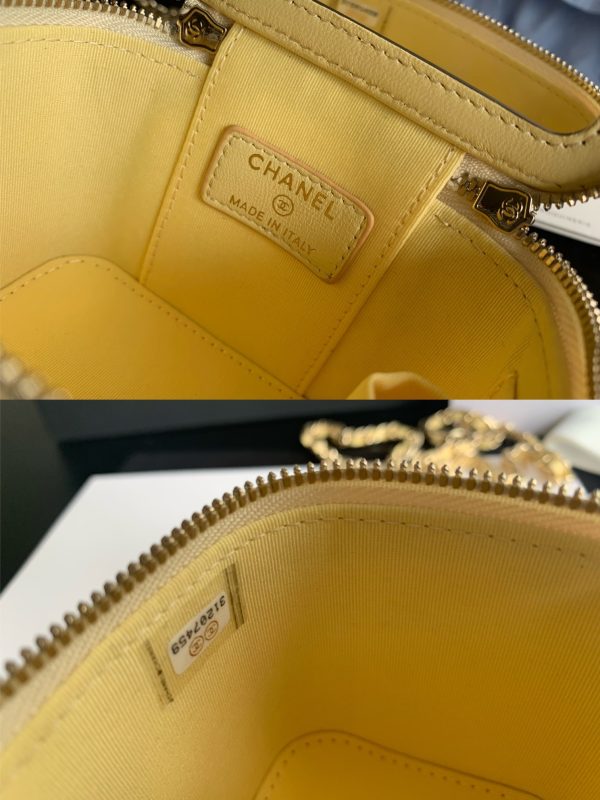 Chanel 22 Yellow Ap2198 Replica Handbag - Image 4