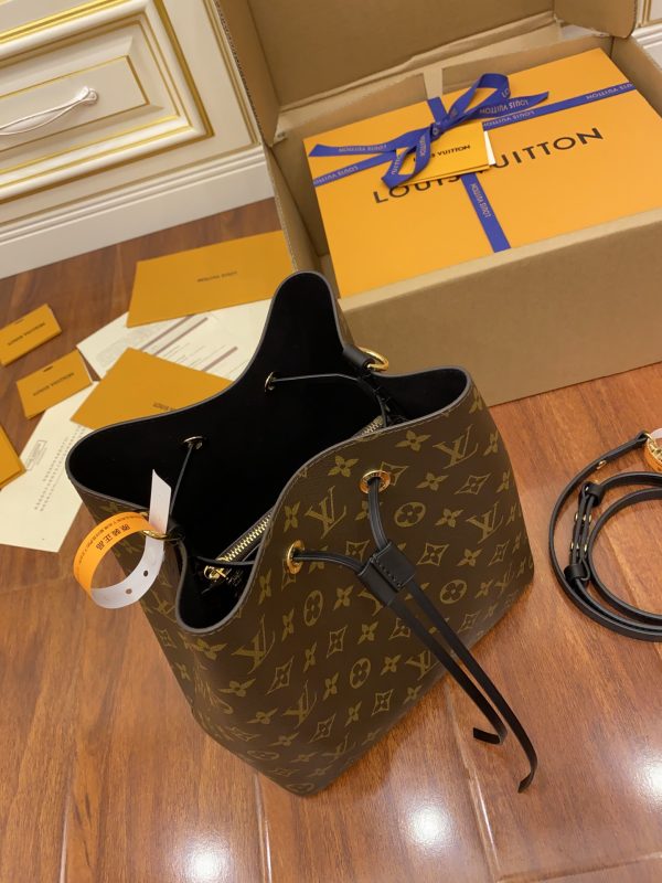 Replica Louis Vuitton NeoNoé MM M44020 Bag - Image 2