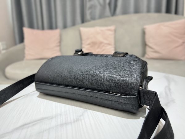 Replica Dior Explorer Messenger Bag 1Esme061Yih_H03E - Image 7