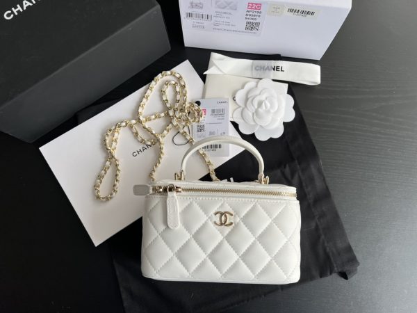 Replica Chanel 22 Handbag - White Ap2199 Elegance