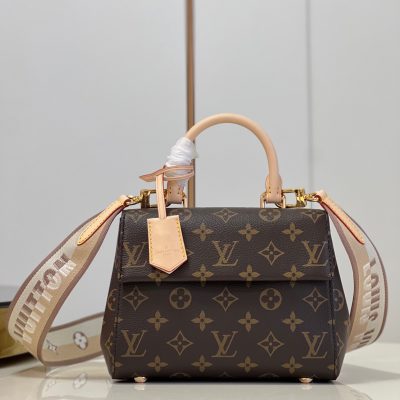 Replica Louis Vuitton Cluny BB M46055 Handbag – Stylish & Affordable