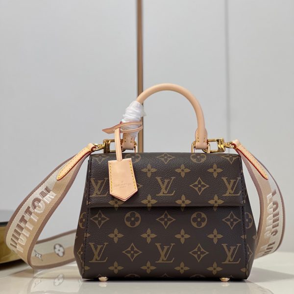 Replica Louis Vuitton Cluny BB M46055 Handbag – Stylish & Affordable