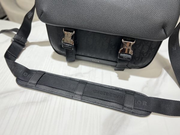 Replica Dior Explorer Messenger Bag 1Esme061Yih_H03E - Image 5