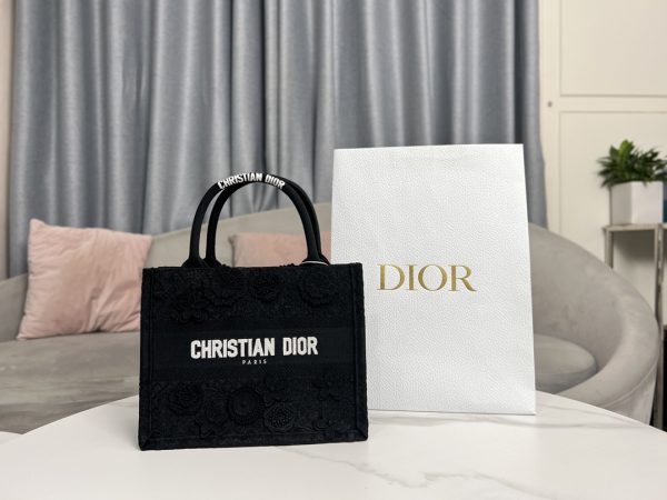 Replica Dior Book Tote Small D-Lace Macrame Handbag - Image 7