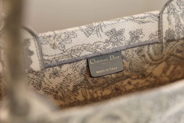 Replica Dior Book Tote: Gray Toile De Jouy Embroidery Bag - Image 4