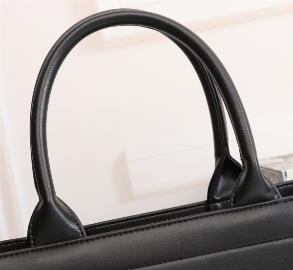 Replica Dior Book Tote Medium Black Calfskin M1265Ztqt_M911 - Image 5