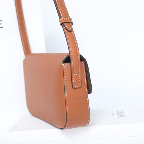 Stylish Celine Triomphe Shoulder Bag Replica - Image 5