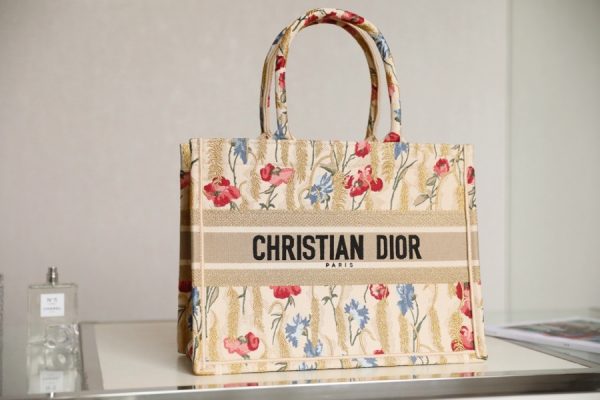 Replica DiorBook Tote: Natural Multicolor Raffia Embroidered Design