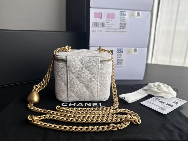 White Replica Chanel Clutch with Chain & Gold-Tone Metal - Image 7