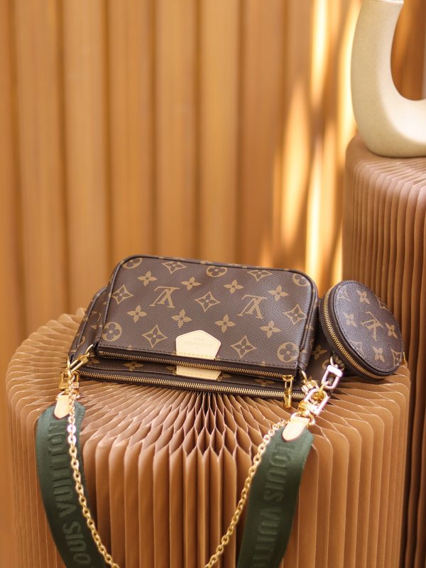 Replica LV Multi Pochette Accessoires M44813 Bag - Image 3