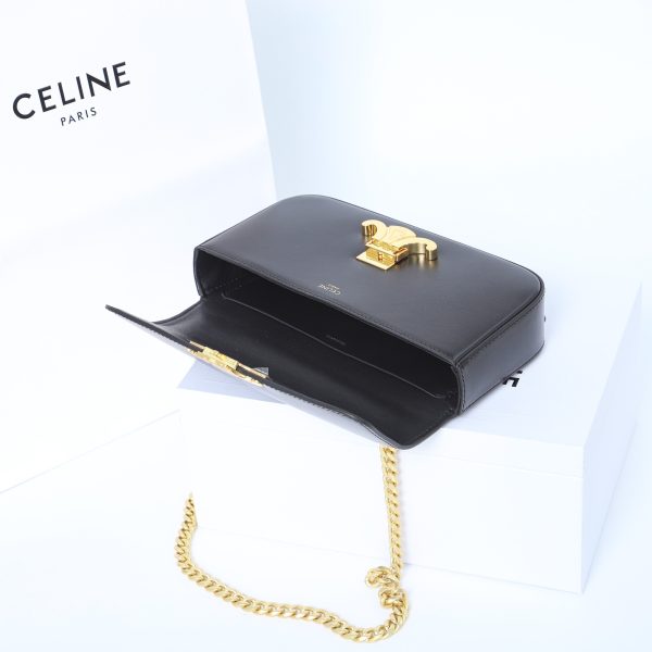 Celine Triomphe Shiny Calfskin Gold Chain Shoulder Bag Replica - Image 2