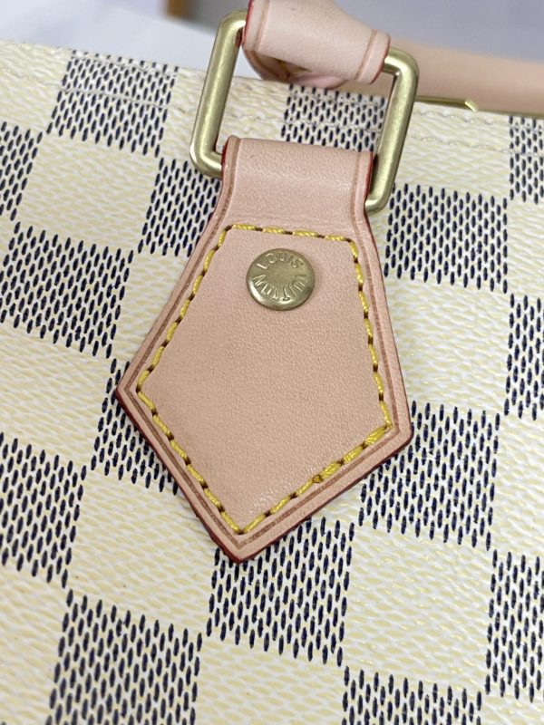 Replica LV Speedy Bandouliere 25 N41374 – Stylish Handbag Dupe - Image 4