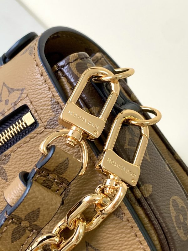 Replica LV Pochette Metis East West M46279 Bag - Image 9