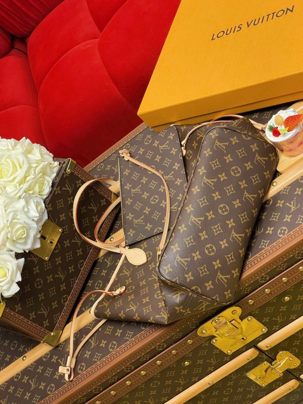 LV Monogram Neverfull Tote PM/MM/GM Replica M40995 - Image 5