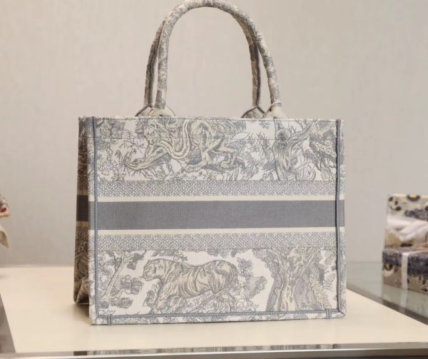 Replica Dior Book Tote: Gray Toile De Jouy Embroidery Bag - Image 5