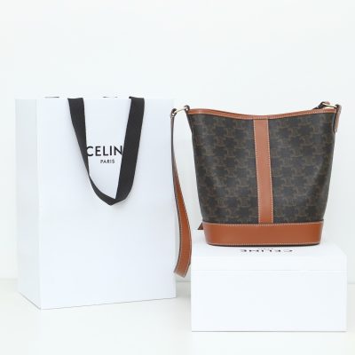Replica Celine Medium Triomphe Bucket Bag