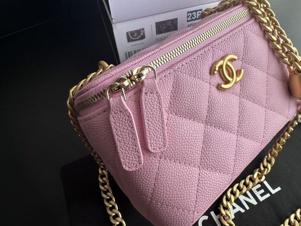 Replica Chanel Pink Vanity Case – Style & Elegance - Image 7