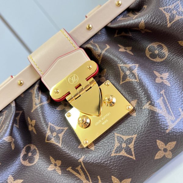 Replica Louis Vuitton Monogram Clutch M46544 - Timeless Elegance - Image 4
