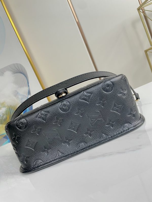 Replica Louis Vuitton Diane M46386 Bag - Stylish & Affordable - Image 8