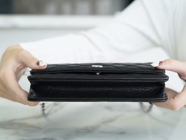 Chanel Replica Wallet on Chain in Black - Image 4