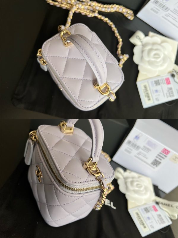 Replica Chanel 22 White Ap2198 Luxury Handbag - Image 7