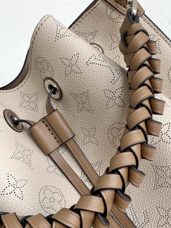 Replica Louis Vuitton Muria M55799 Handbag – Stylish & Affordable - Image 6
