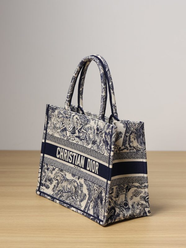 Replica Dior Medium Book Tote Blue Toile Jouy Embroidery M1295Ztdt_M808 - Image 8