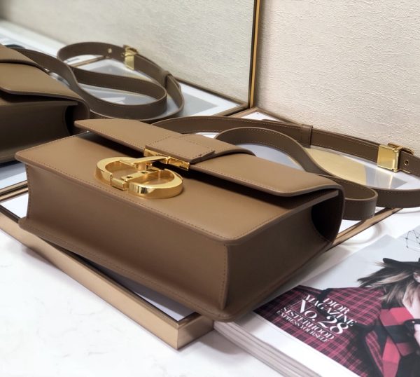 Replica Dior 30 Montaigne Brown Handbag | Stylish & Classic Design - Image 2