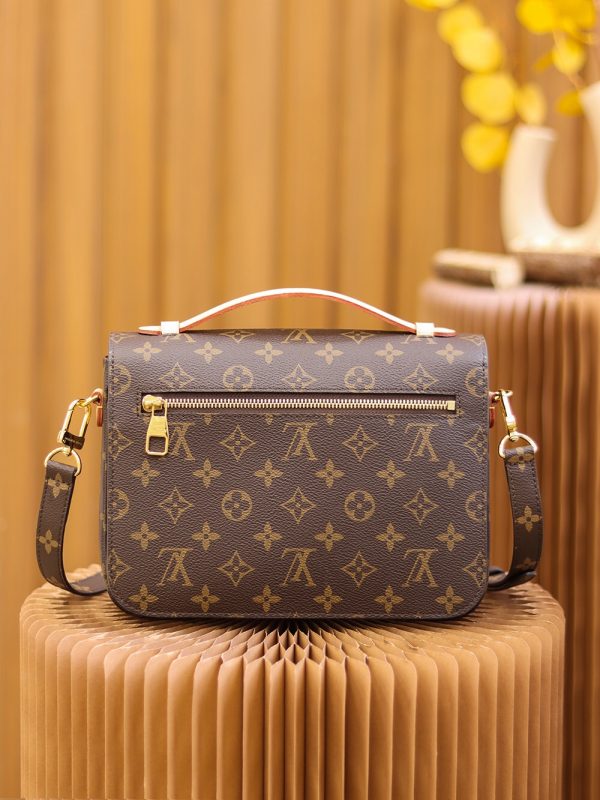 Replica LV Pochette Metis East West M44875 Handbag - Image 4